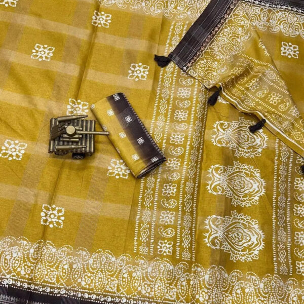 Shree Indian Exports Exclusive Traditional Banarasi Gold Zari Weaving Wedding Special Saree Made in India for Bride Wear - Image 5